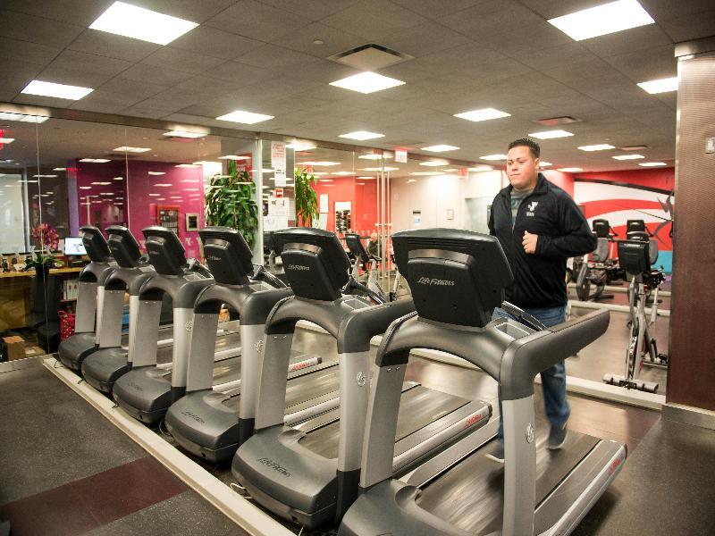 Vanderbilt Ymca Albergue *